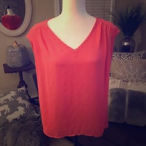 Coral top